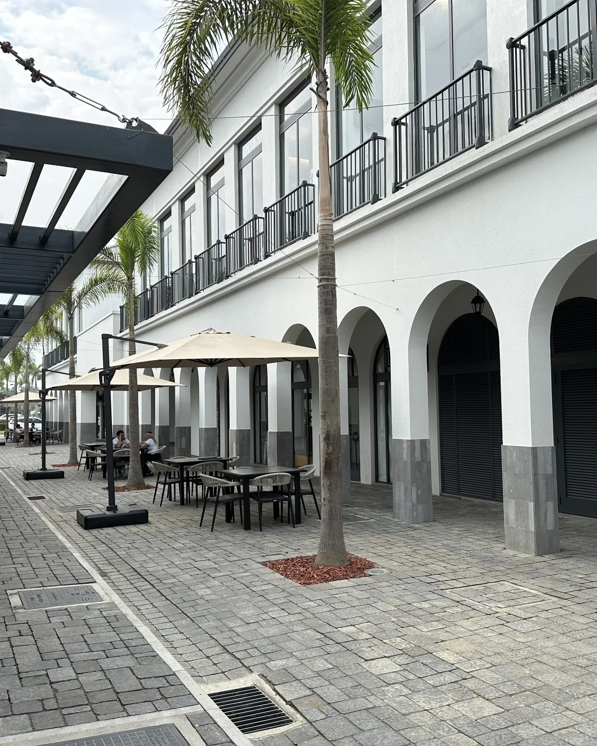 Arcada de Batán Town Center